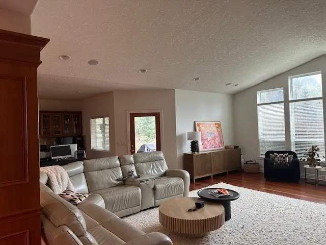 Interior painting by Lenny Martin Painting